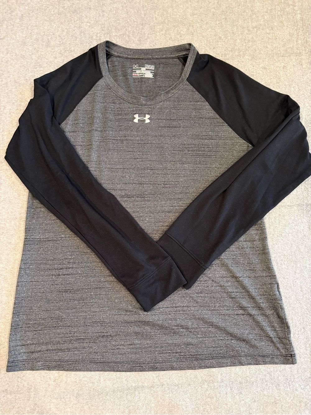 Under Armour Heather Gray and Black Long-Sleeve Performance Tee